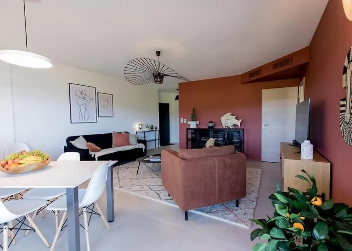 Le Léon - Vue Montagne Vecchio * Porto Vecchio